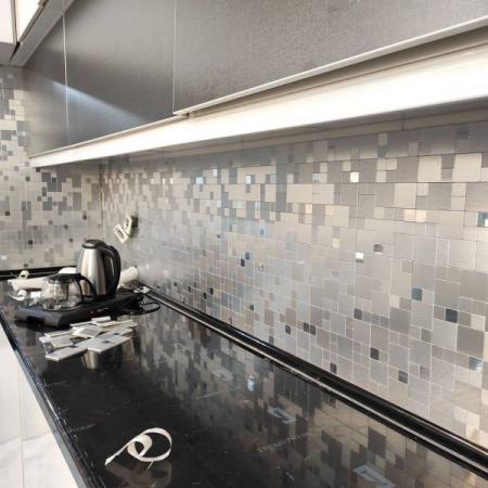 عرضه کاشی بین کابینتی سه بعدی